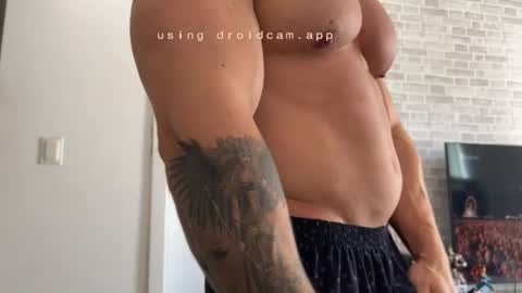 couplemuscle40 online show from November 2025 01:44:01 PM