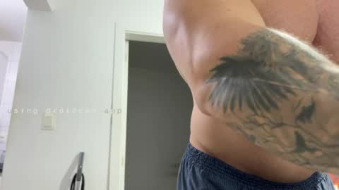 couplemuscle40 online show from April 2026 11:49:02 PM