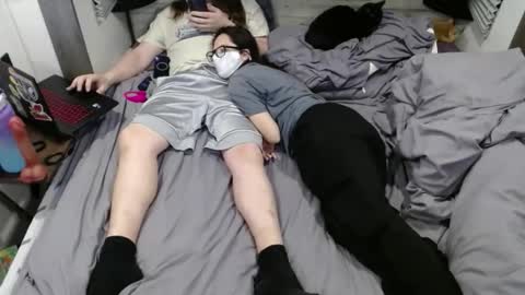 couplenxtdoor351 online show from March 2026 03:57:02 AM