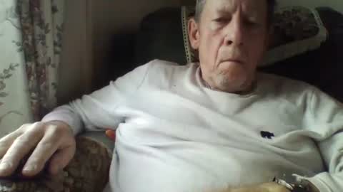 Snapshot of courieral1 chatting on December 2024 09:51:01 AM courieral1 online show from December 2024 09:51:01 AM