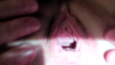 Snapshot of courtney_luv chatting on February 2025 05:27:01 PM Im Courtney Nice to meet youFollow meInstagram courtneyluv778 online show from February 2025 05:27:01 PM