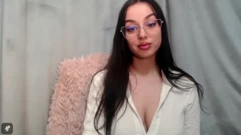 Courtney online show from February 2026 03:38:01 PM