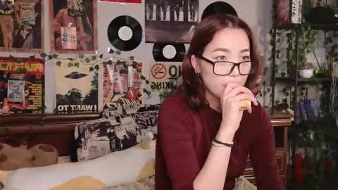 Snapshot of coventinahazleton chatting on November 2025 08:07:01 PM Yuna online show from November 2025 08:07:01 PM