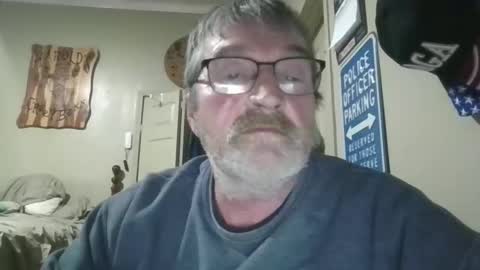 cowboyrider422967 online show from April 2026 10:12:02 PM