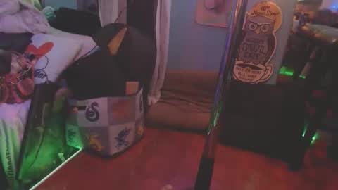 cpl4morethan1 online show from October 2025 07:19:01 AM