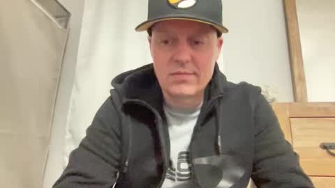 Snapshot of cqeason chatting on March 2026 02:06:02 AM crashout360 online show from March 2026 02:06:02 AM