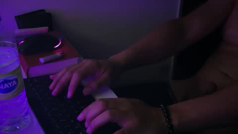 cr9222 online show from April 2026 05:27:02 AM