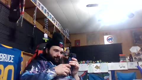 Snapshot of craveitoften chatting on February 2025 04:27:01 AM craveitoften online show from February 2025 04:27:01 AM