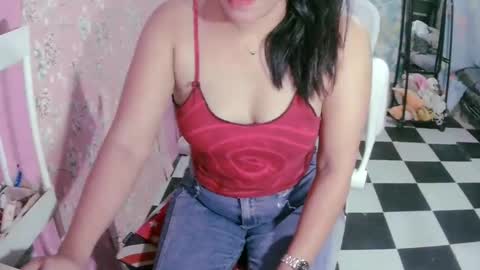 crazy_4u69 online show from June 2026 04:47:01 AM