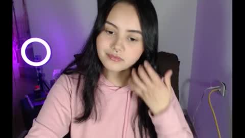 Snapshot of crazy_daniela chatting on October 2025 10:07:01 PM crazy_daniela online show from October 2025 10:07:01 PM