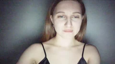 crazy_kisses_ online show from May 2026 06:03:01 PM
