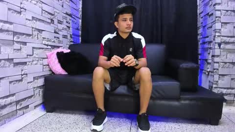 Snapshot of crazy_sex_cult chatting on February 2026 01:05:02 PM Crazy Sex Cult- Girl Thayler Age 18- Boy Louis Age 20 online show from February 2026 01:05:02 PM