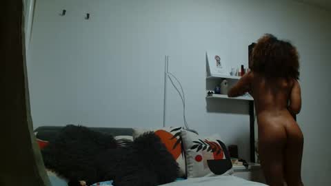 crazy sweetie online show from April 2026 01:27:02 PM