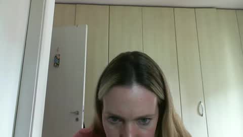 Anny online show from February 2025 02:26:02 PM