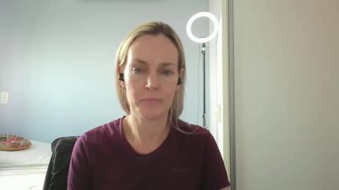 Anny online show from February 2026 12:41:02 PM