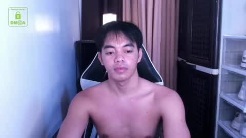 Snapshot of crazyasiancum chatting on December 2024 03:17:01 PM Zion online show from December 2024 03:17:01 PM