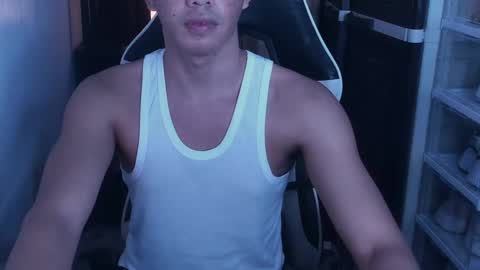 Snapshot of crazyasiancum chatting on February 2025 12:36:02 PM Zion online show from February 2025 12:36:02 PM