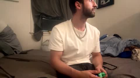 crazydill28 online show from April 2026 05:01:02 PM