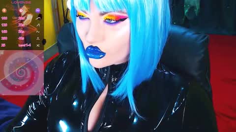 Roxy online show from October 2025 02:02:01 PM