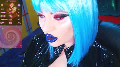 Roxy online show from December 2025 02:23:02 PM