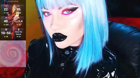 Snapshot of crazypinkyball chatting on May 2026 02:45:02 PM Roxy online show from May 2026 02:45:02 PM