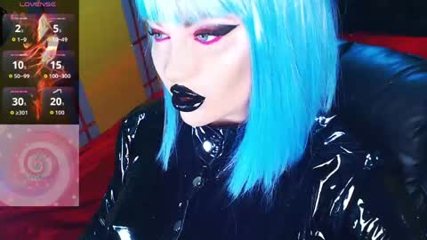 Snapshot of crazypinkyball chatting on May 2026 03:17:01 PM Roxy online show from May 2026 03:17:01 PM