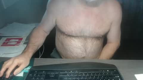 Creamormilk online show from November 2025 01:56:02 PM