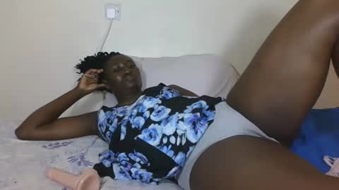 SUSAN online show from January 2025 12:31:01 PM