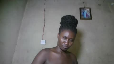 SUSAN online show from March 2025 12:39:02 AM