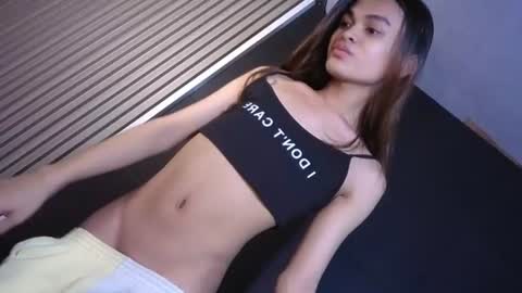 Snapshot of creamy_delilah chatting on June 2026 08:56:01 AM Delilah online show from June 2026 08:56:01 AM