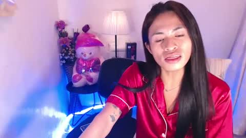 Snapshot of creamy_drake chatting on December 2024 12:19:02 PM creamy_drake online show from December 2024 12:19:02 PM