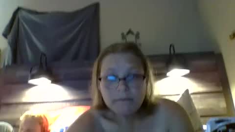 Snapshot of creamymadona chatting on September 2025 02:57:01 AM Heather online show from September 2025 02:57:01 AM