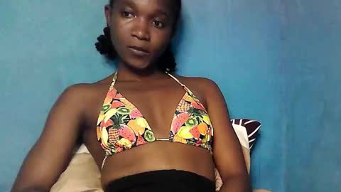 Snapshot of creamyxsugar chatting on November 2025 05:03:01 PM creamyxsugar online show from November 2025 05:03:01 PM