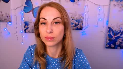 Lera online show from September 2025 01:14:02 PM