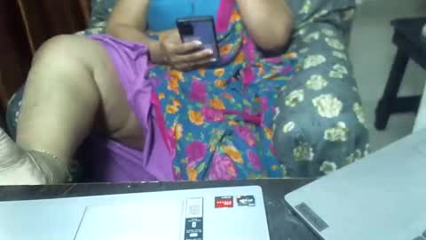 Snapshot of crezybhabihot chatting on January 2025 01:41:01 AM Sonika69 online show from January 2025 01:41:01 AM