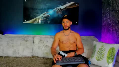 CRHISTIAN online show from February 2025 01:34:01 AM