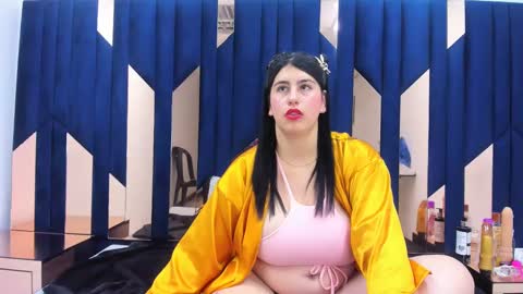 Snapshot of criistaal__ chatting on December 2024 07:51:02 AM Criistaal   online show from December 2024 07:51:02 AM