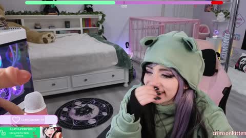 Crimson Kitten online show from January 2025 10:10:02 AM