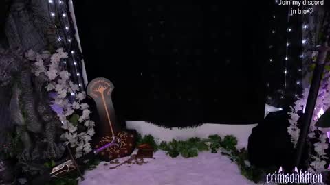 Crimson Kitten online show from October 2025 04:57:02 AM