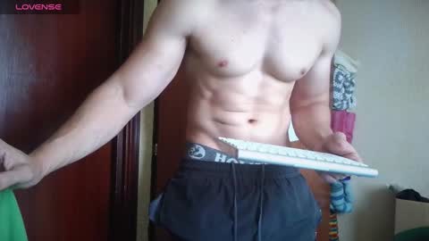 cris2428 online show from October 2025 02:25:02 PM