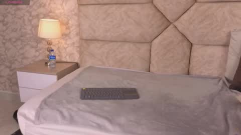 Cristina Sweet online show from January 2026 11:26:01 AM