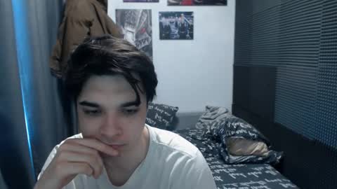 Snapshot of cris_peace chatting on March 2026 11:48:02 AM JOIN IN A FAN CLUB AND YOU WILL HAVE 90 OF MY PHOTOVIDEO FREE FANSLY - online show from March 2026 11:48:02 AM