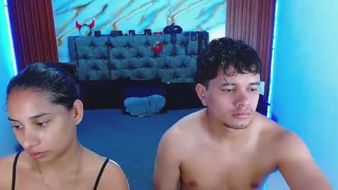 Snapshot of crisandmery chatting on May 2026 04:21:02 AM CRISANDMERY online show from May 2026 04:21:02 AM