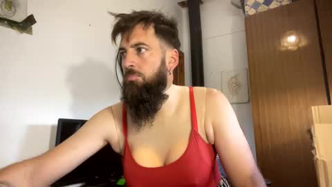 Snapshot of crisbearded chatting on November 2025 03:47:02 PM Eldelabarba online show from November 2025 03:47:02 PM