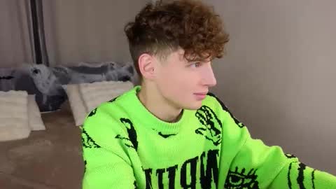 Chris online show from November 2025 03:14:02 PM