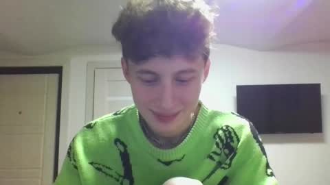 crispinver online show from March 2026 07:19:01 PM