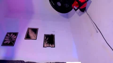 Snapshot of criss_zuri chatting on May 2026 04:04:02 PM criss_zuri online show from May 2026 04:04:02 PM