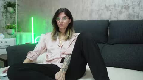 crissy_love online show from February 2025 09:46:02 PM