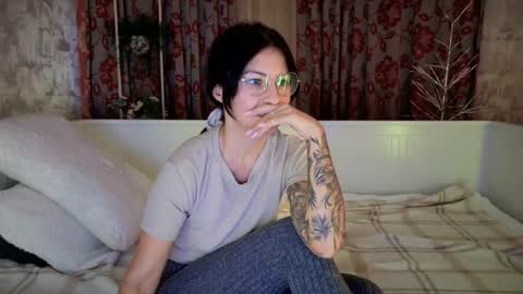 crissy_love online show from September 2025 09:38:01 PM
