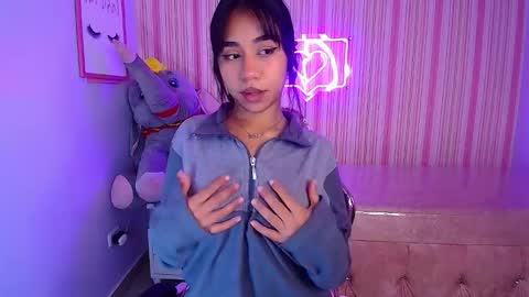 Snapshot of cristal1_ch chatting on October 2025 10:56:02 AM cristal1_ch online show from October 2025 10:56:02 AM